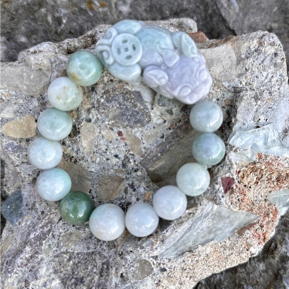NWT SJ Pearl Natural Carved Pixiu Natural Jade Bracelet - Picture 6 of 6